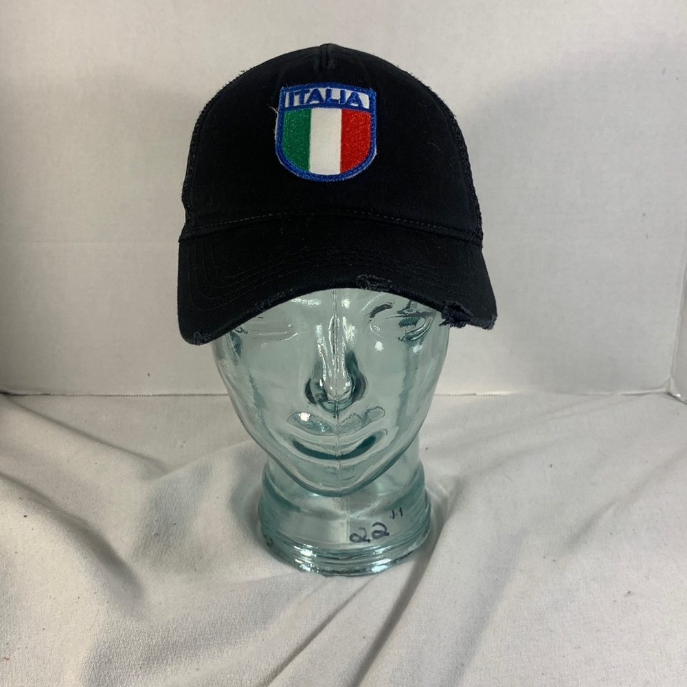 Mens Black Atlantis Caps Trucker Hat with ‘Italia’ Patch